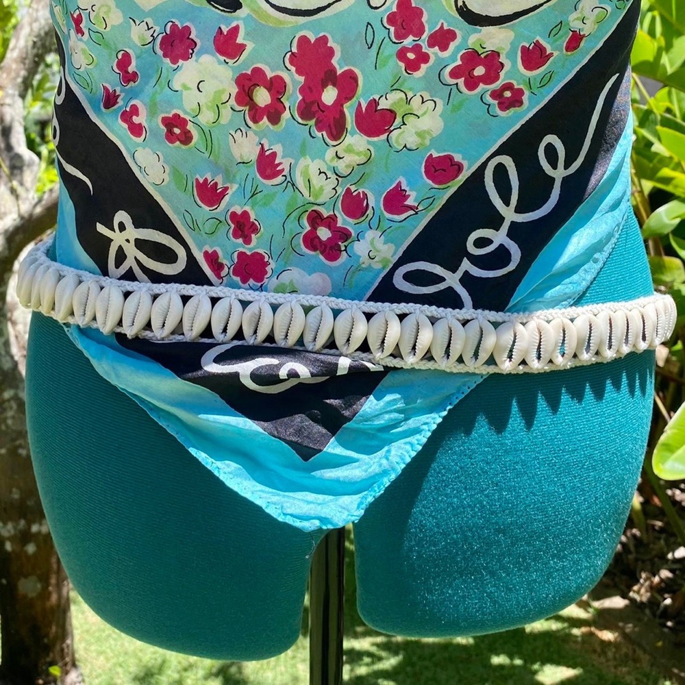 Retro Cowrie Shell Macramé Belt